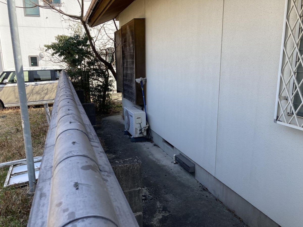 半田市岩滑中町中古住宅　